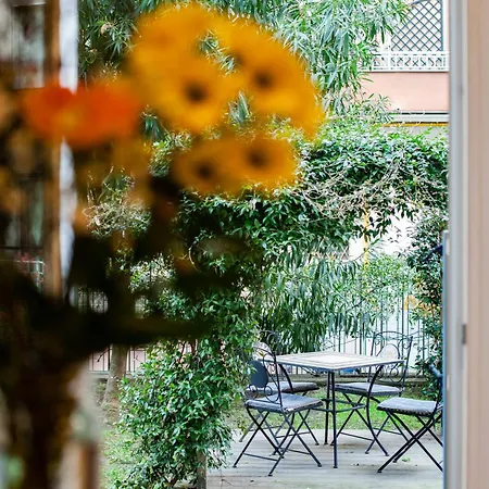 Apartment Design & Luxury With Garden In San Senatore Milan